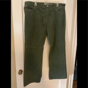 18 Regular Green Corduroy Pants